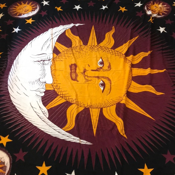 Large Sun and Moon Tapestry - Picture 3 of 7